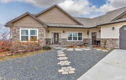 5631 Sunset, Fruitland, ID 83619