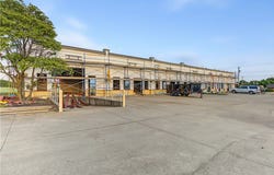 888 E Robinson Avenue, Springdale, AR 72764