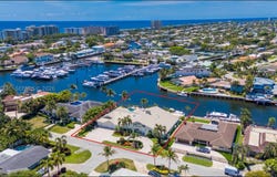 2820 NE 44th St, Lighthouse Point, FL 33064