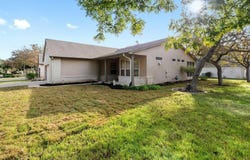 101 Buttercup Trl, Georgetown, TX 78633