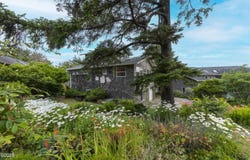 647 Pacific View Drive, Yachats, OR 97498