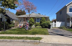15 E Jackson Avenue, Babylon, NY 11702