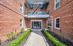 111 S Centre Avenue, Rockville Centre, NY 11570