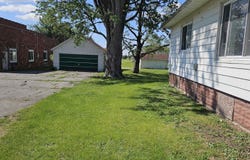 1790 E CHESTNUT Street, Canton, IL 61520