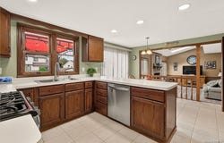 71 Pheasant Run Lane, Lancaster, NY 14086