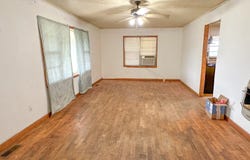 538 Strawberry River Rd, Poughkeepsie, AR 72569