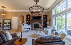 1163 Beacon Pointe Circle, Lake Ozark, MO 65049
