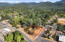 4357 Front Street, Shasta Lake, CA 96019