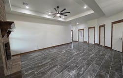 4119 Peak Ln, Elgin, OK 73538