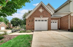 22 Red Tail Drive, Hawthorn Woods, IL 60047