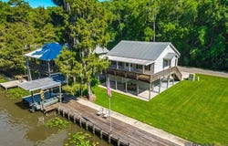 22640 Chene Blanc Ln, Maurepas, LA 70449