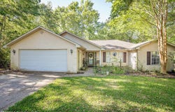 2193 Bayou View Circle, Gautier, MS 39553