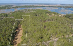 46 Old Smugglers Wharf Road, St. Helena Island, SC 29920