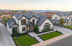 646 E Pine St, Washington, UT 84780