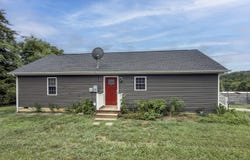 258 E 39th St, Buena Vista, VA 24416