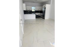 401 Lexington Drive, FL 33876