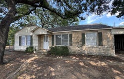 800 Audra Lane, Denton, TX 76209