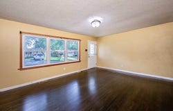 28 Park Dr, Saint Charles, MO 63303