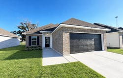 313 Meadow Ridge Lane, Duson, LA 70529