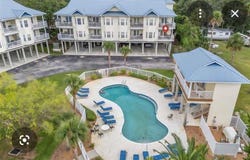 54 910th Ave, Suwannee, FL 32692