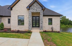 7612 S Shoreline Blvd, Benton, AR 72019