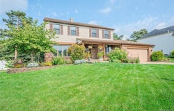 16 Cedar Ridge Drive, New York, NY 14224