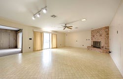 302 Baumgarten, Schulenburg, TX 78956