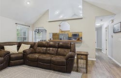 21165 Hideaway Lane, St Robert, MO 65584