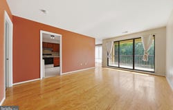1004 BRINKER Drive, HAGERSTOWN, MD 21740