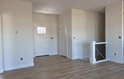 224 E Hanscom St, Derby, KS 67037