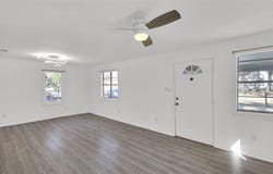 908 Tank St, Lockhart, TX 78644