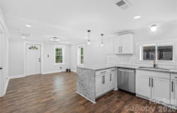 906 Gladstone Street, Florence, SC 29501