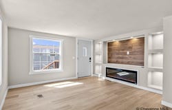12 S FORK RD, Cheyenne, WY 82007