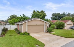 112 MAYFAIR CT, SANFORD, FL 32771