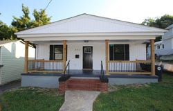 602 E Main St, Bedford, VA 24523