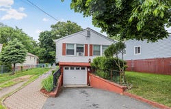 82 Riverdale Avenue, White Plains, NY 10607