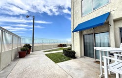 711 Pacific Coast, Huntington Beach, CA 92648