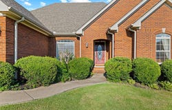 107 Wheaton Ct, Florence, AL 35633