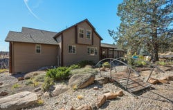 17555 Mountain View Road, Sisters, OR 97759