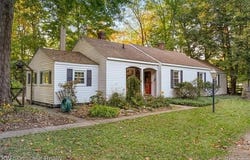 16007 Oak Drive, Livonia, MI 48154