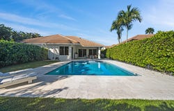 2940 Twin Oaks Way, Wellington, FL 33414
