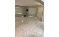 467 W 43rd Pl, Hialeah, FL 33012