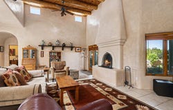 15 Calle Cal, Santa Fe, NM 87508