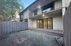 16498 NE 26th Ave, North Miami Beach, FL 33160