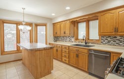 5245 Clayton Drive, Maple Plain, MN 55359