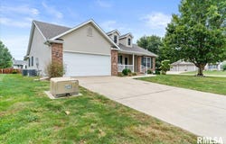 701 TIMBER EDGE Drive, Sherman, IL 62684