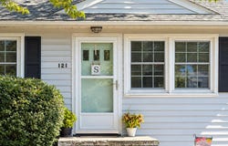 121 FRASER LN, STAUNTON, VA 24401
