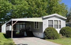 9 Paradise Street, Gorham, NH 03581