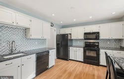 8 FOREST GLEN Court, REISTERSTOWN, MD 21136