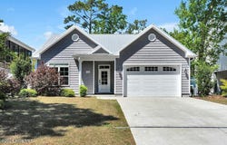 155 NE 18th Street, Oak Island, NC 28465